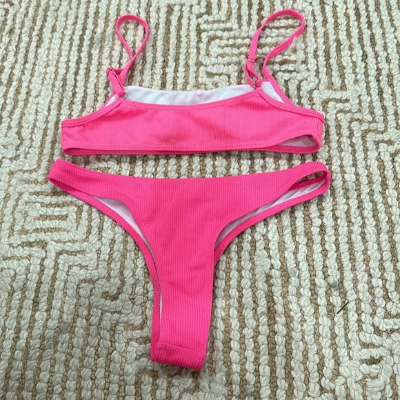 SHEIN hot pink bikini size small - Picture 2 of 4